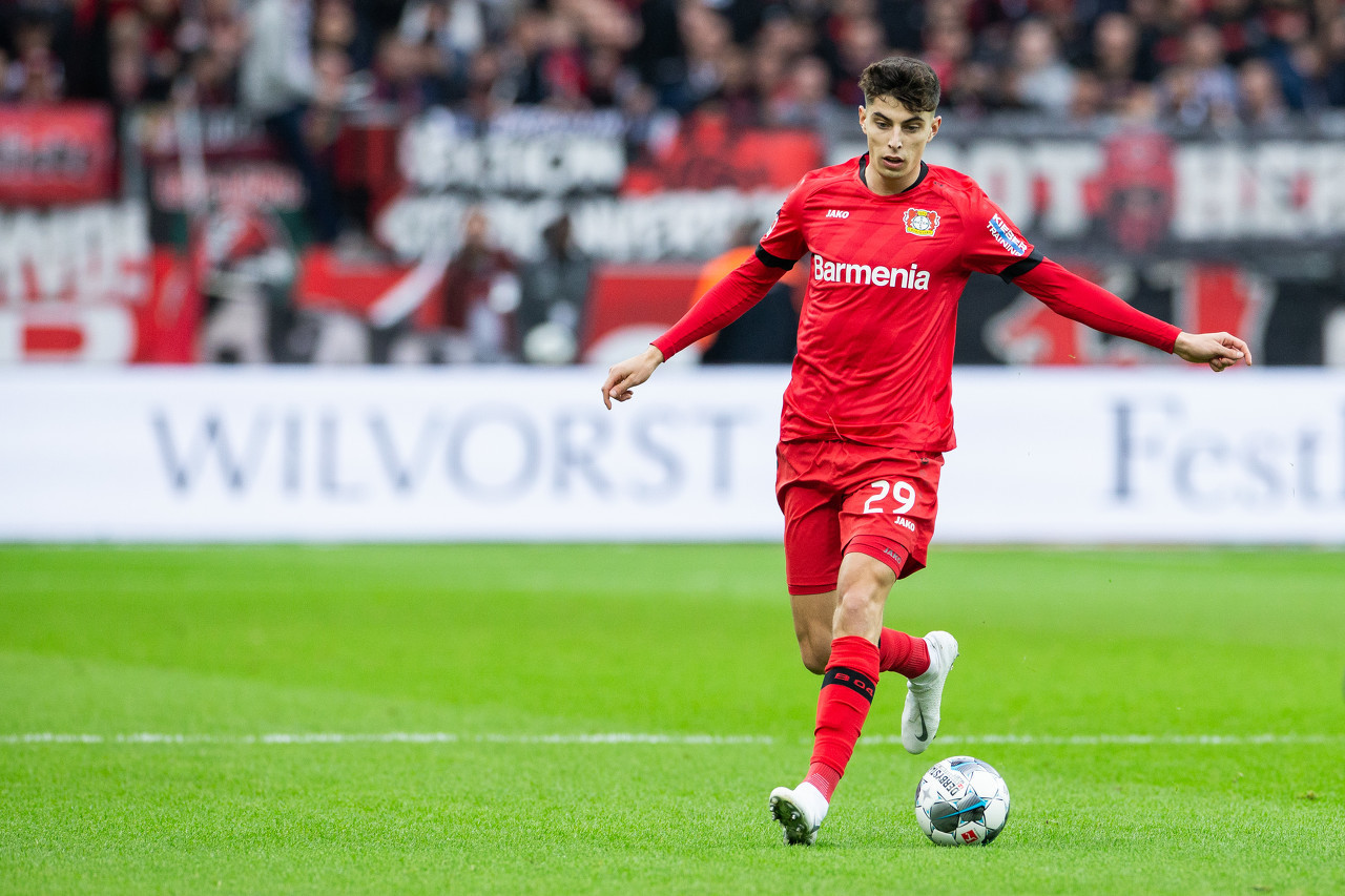 勒沃库森强势罗马,恩昆库三分雨点燃全场 勒沃库森强势罗马,恩昆库三分雨点燃全场