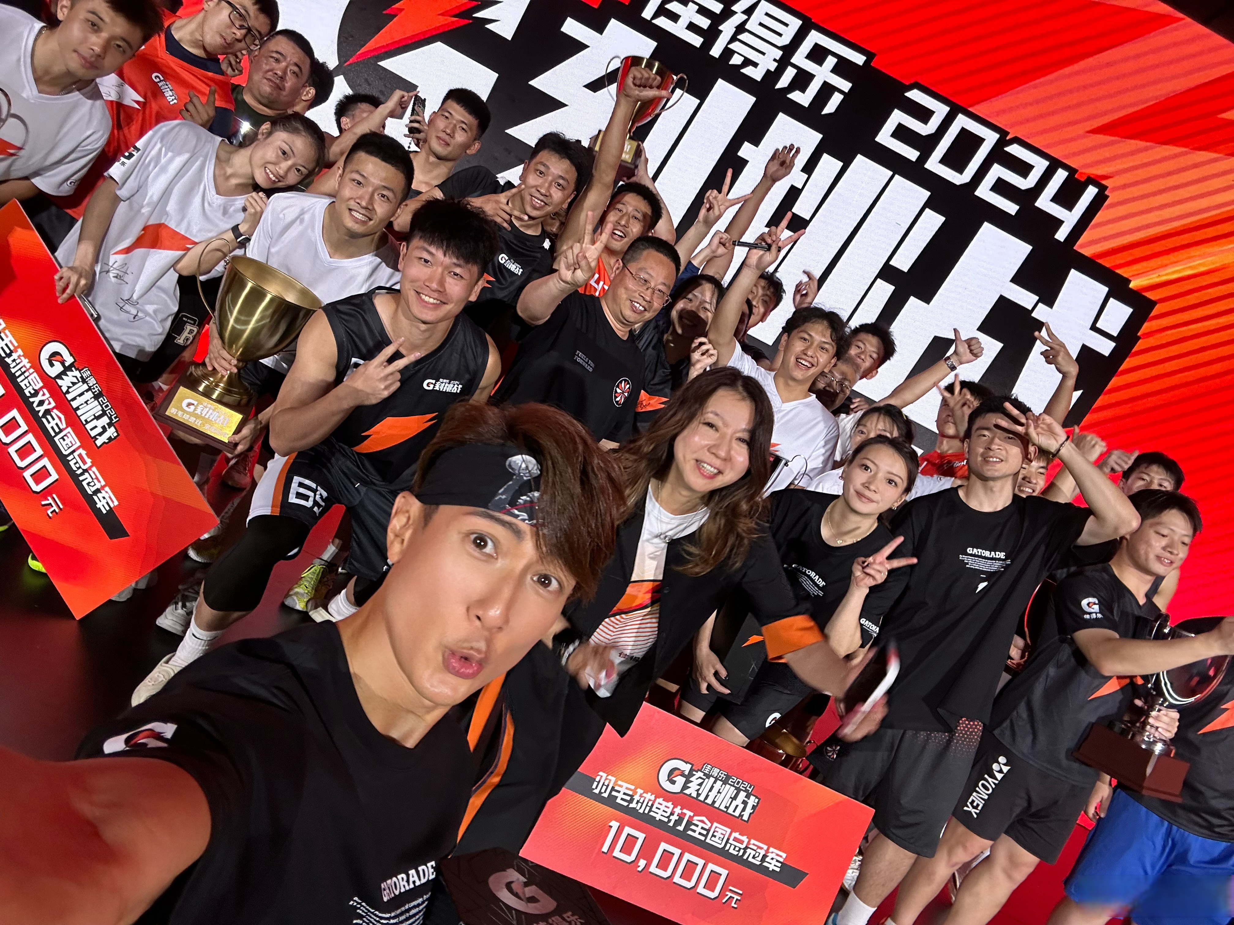 印尼队横扫德国队，郑思维扛起全队