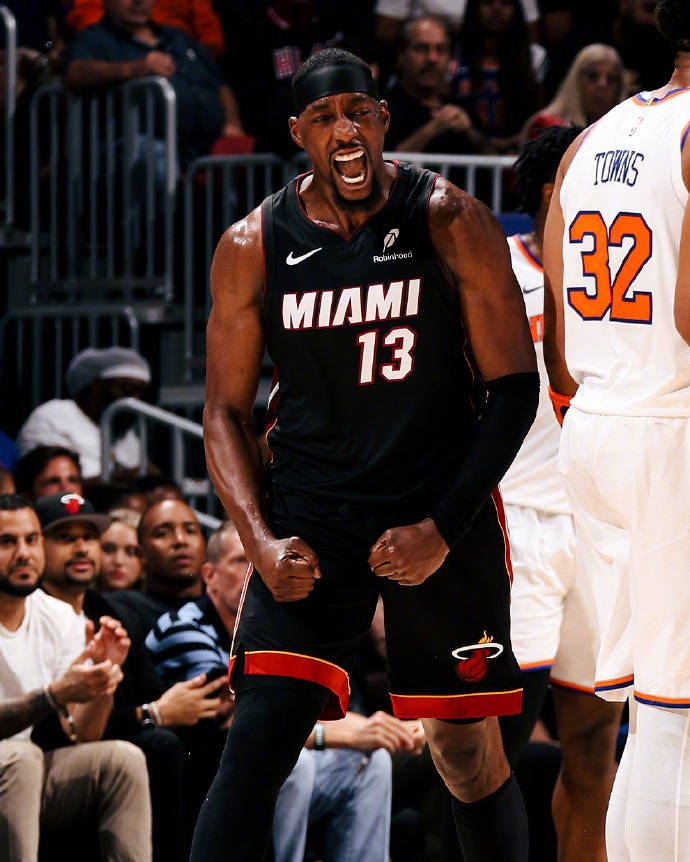 马刺险胜爵士，布伦森状态火热