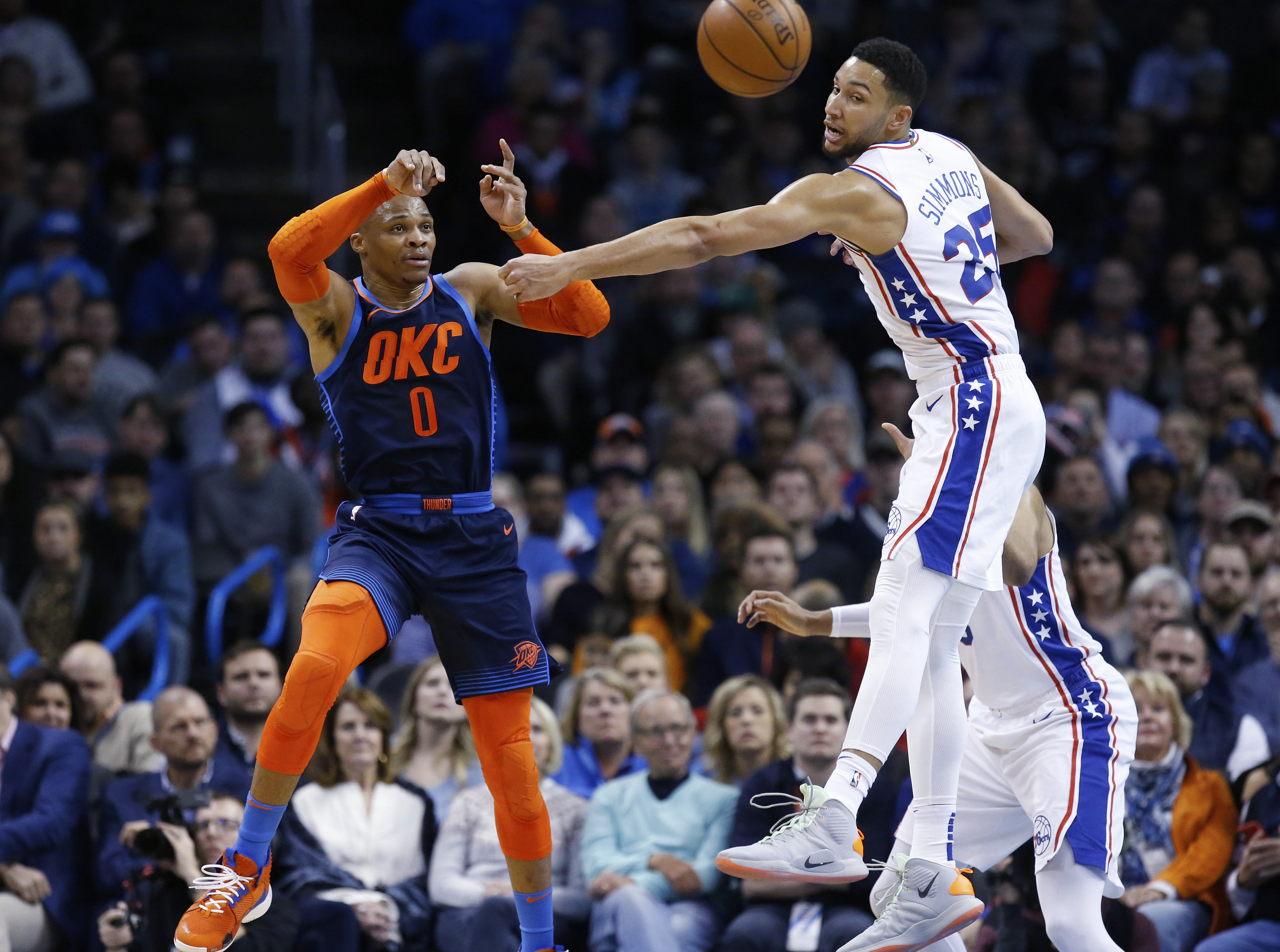 黄蜂碾压76人,威斯布鲁克打破历史纪录 黄蜂碾压76人,威斯布鲁克打破历史纪录