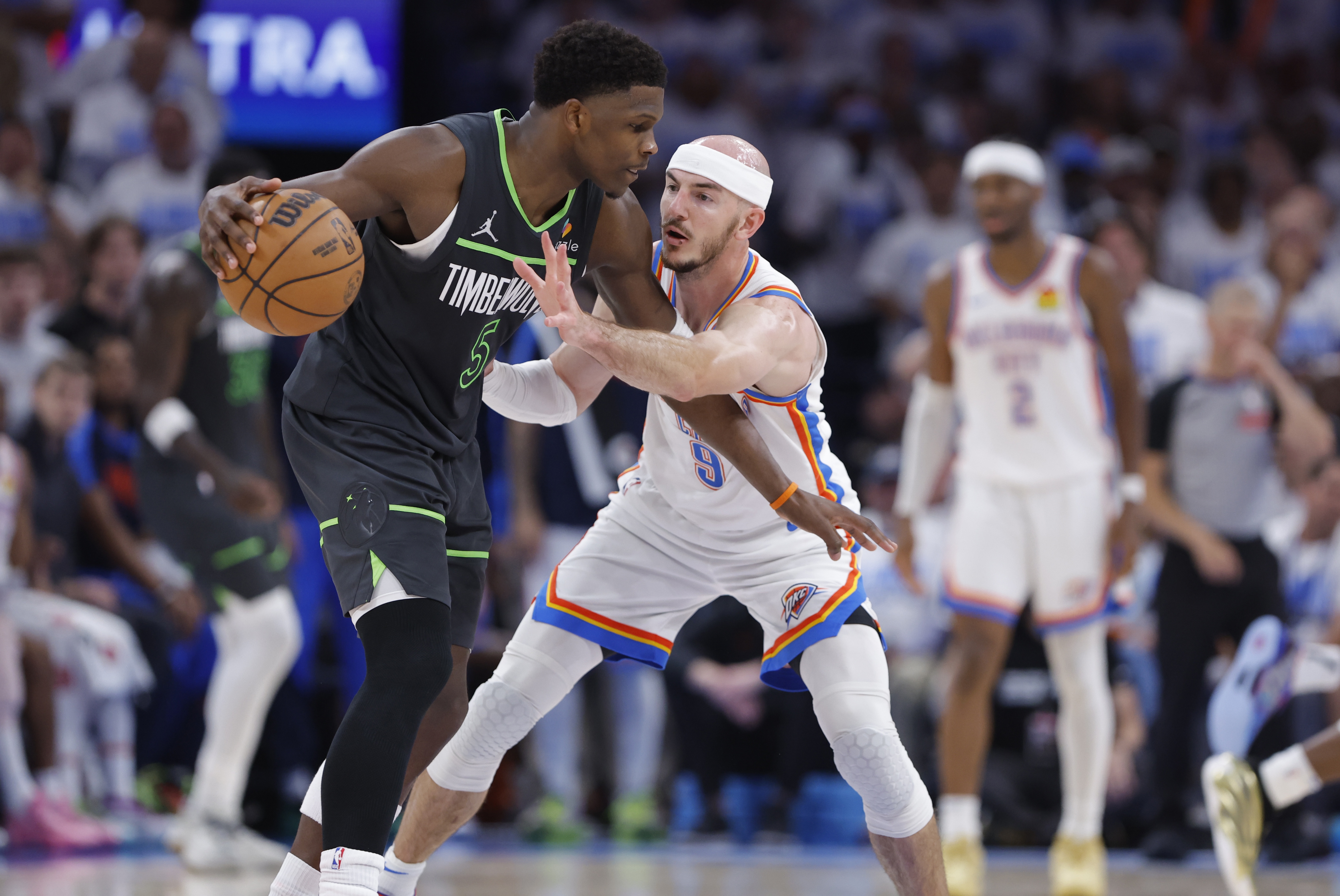 巴西男篮鏖战雷霆,特雷杨打破历史纪录 巴西男篮鏖战雷霆,特雷杨打破历史纪录