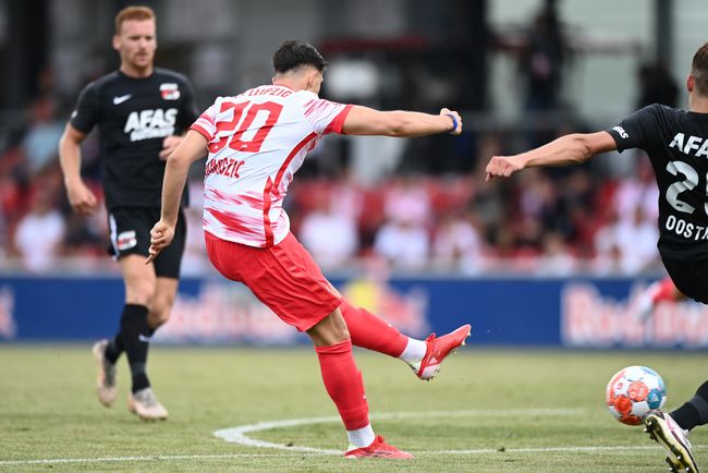 波鸿主场告捷，实现豪取三分