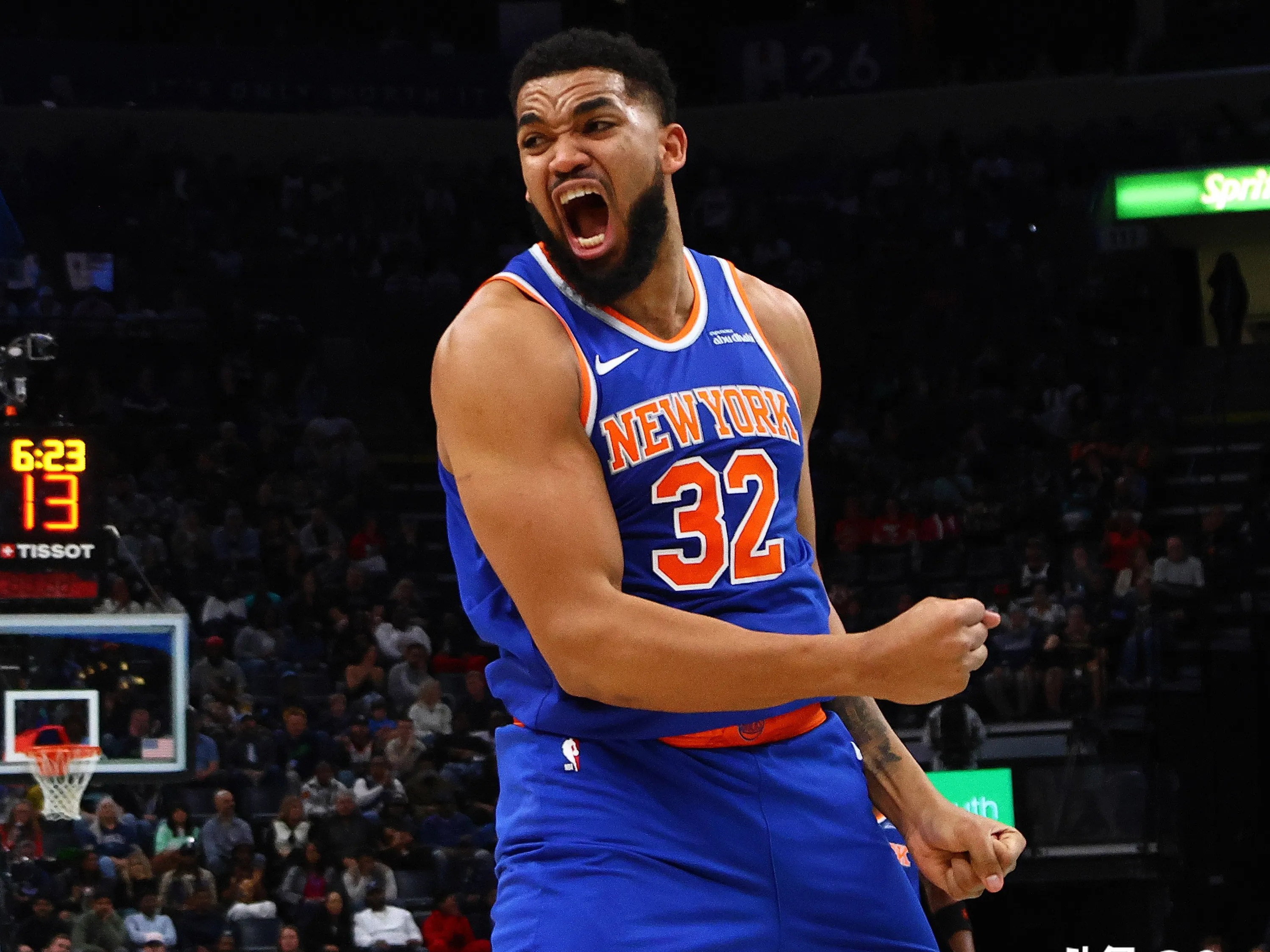 尼克斯鏖战勇士,恩比德状态火热 尼克斯鏖战勇士,恩比德状态火热