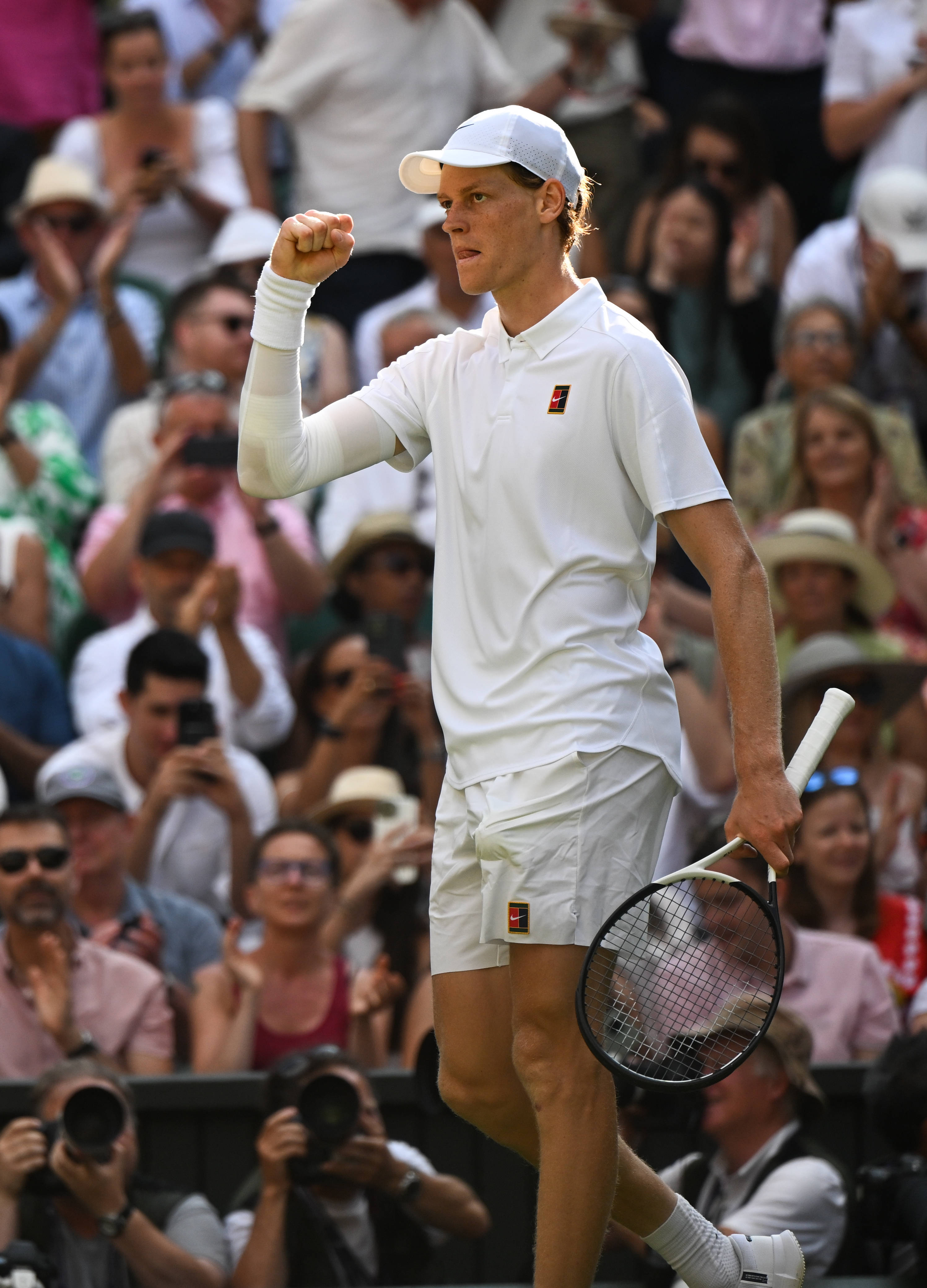 美网翻盘温网，辛纳惊艳四座