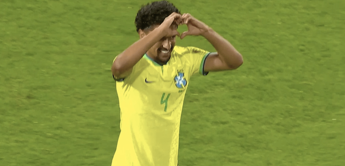 内马尔独中两元，带领球队赢得重要胜利